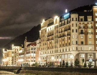 Отель "AZIMUT Hotel Freestyle Rosa Khutor" / "Азимут Отель Фристайл Роза Хутор"