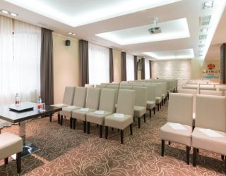 Отель "AZIMUT Hotel Freestyle Rosa Khutor" / "Азимут Отель Фристайл Роза Хутор"