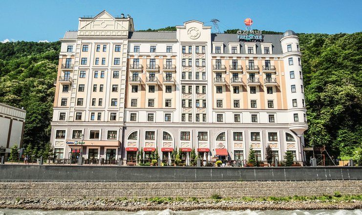 Отель "AZIMUT Hotel Freestyle Rosa Khutor" / "Азимут Отель Фристайл Роза Хутор"