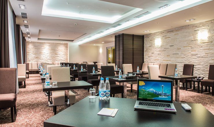 Отель "AZIMUT Hotel Freestyle Rosa Khutor" / "Азимут Отель Фристайл Роза Хутор"